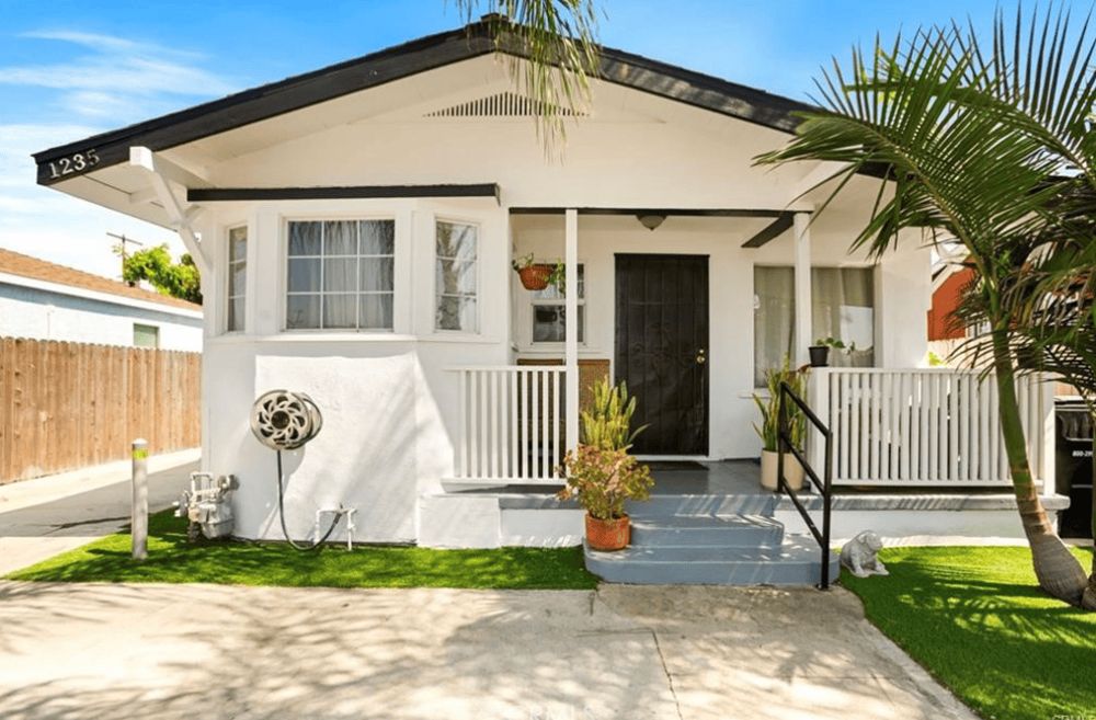 1235 East 75th St., Los Angeles