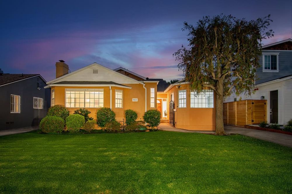 9410 Hargis St., Los Angeles