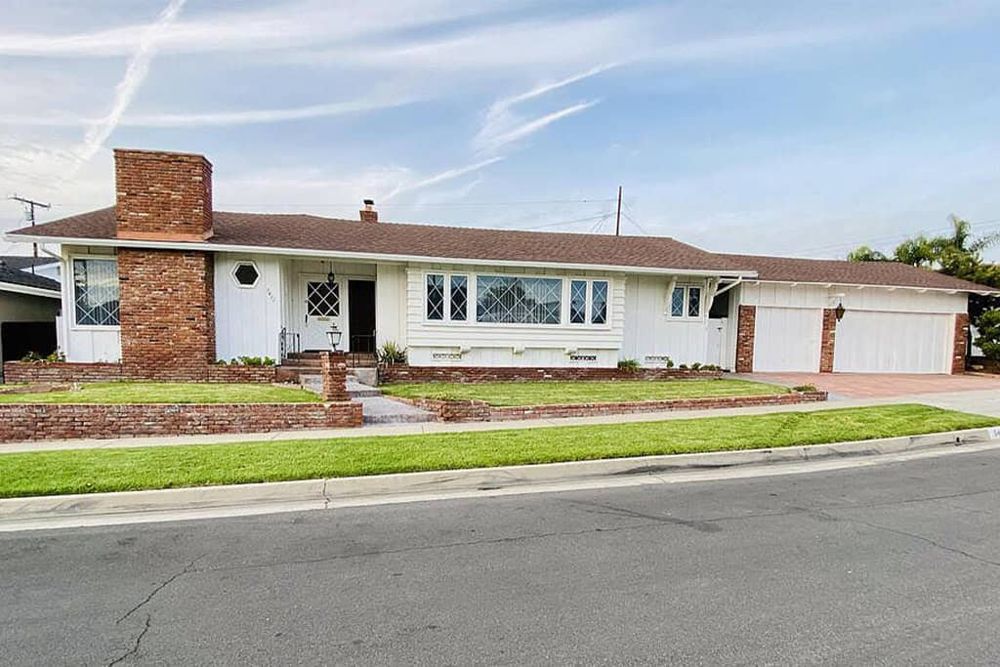 5411 W. 62nd St., Los Angeles