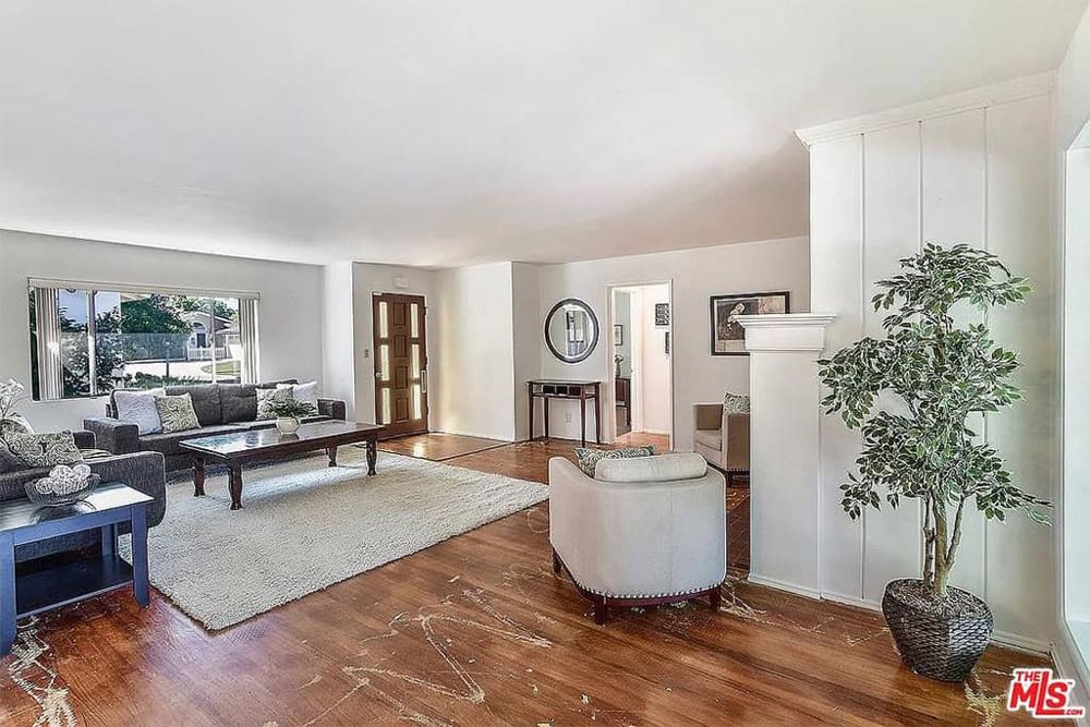5264 Ventura Canyon Ave., Sherman Oaks